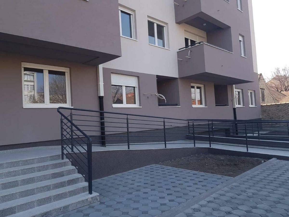 Lux Apartment Sanja 1 Subotica Eksteriør billede